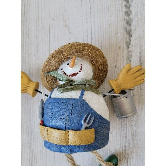 Snowman garden water can feet dangle ornament Xmas Decor gardener - Picture 2 of 7